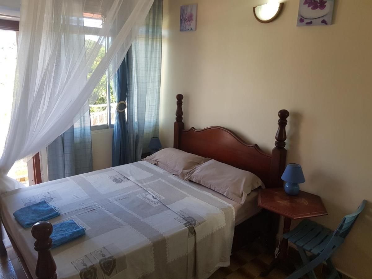 La maison aux Orchidées Petit-Bourg Esterno foto