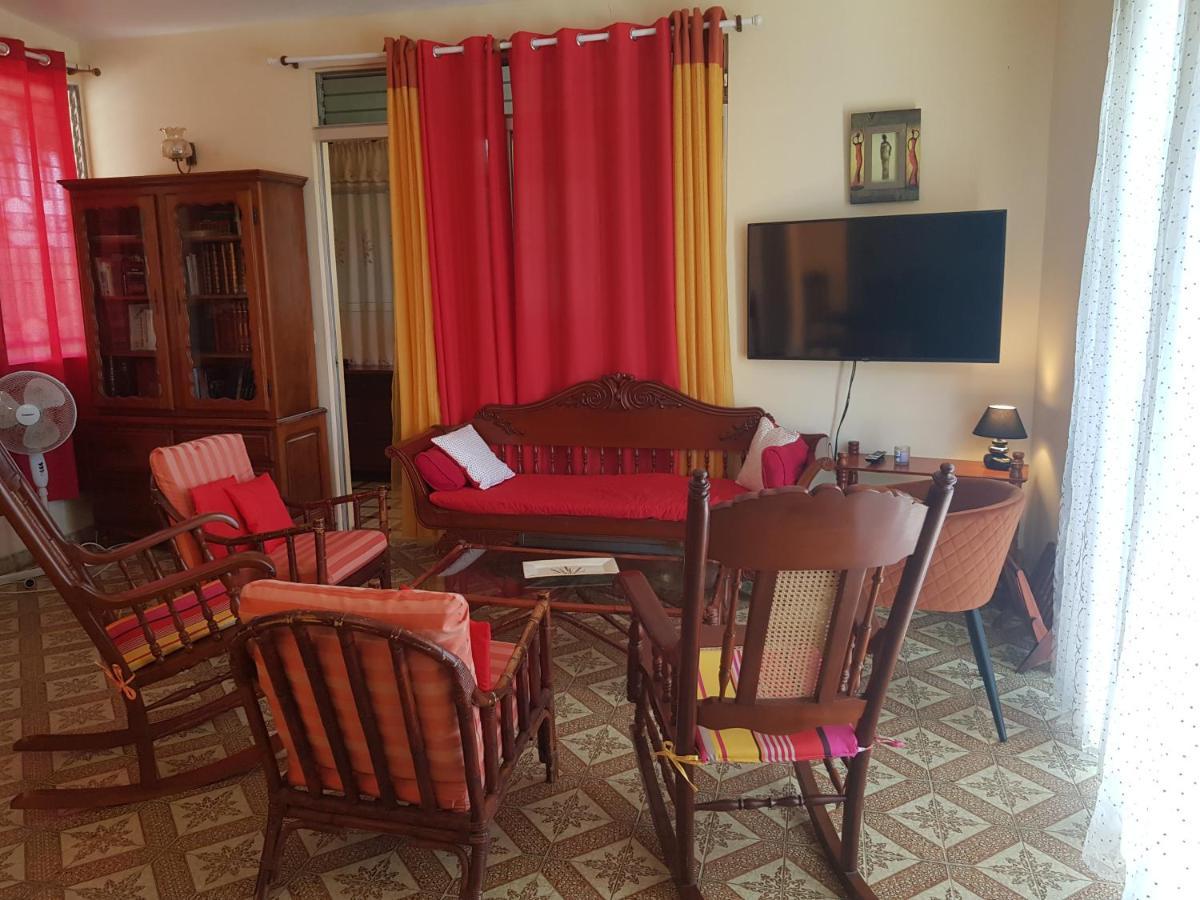 La maison aux Orchidées Petit-Bourg Esterno foto