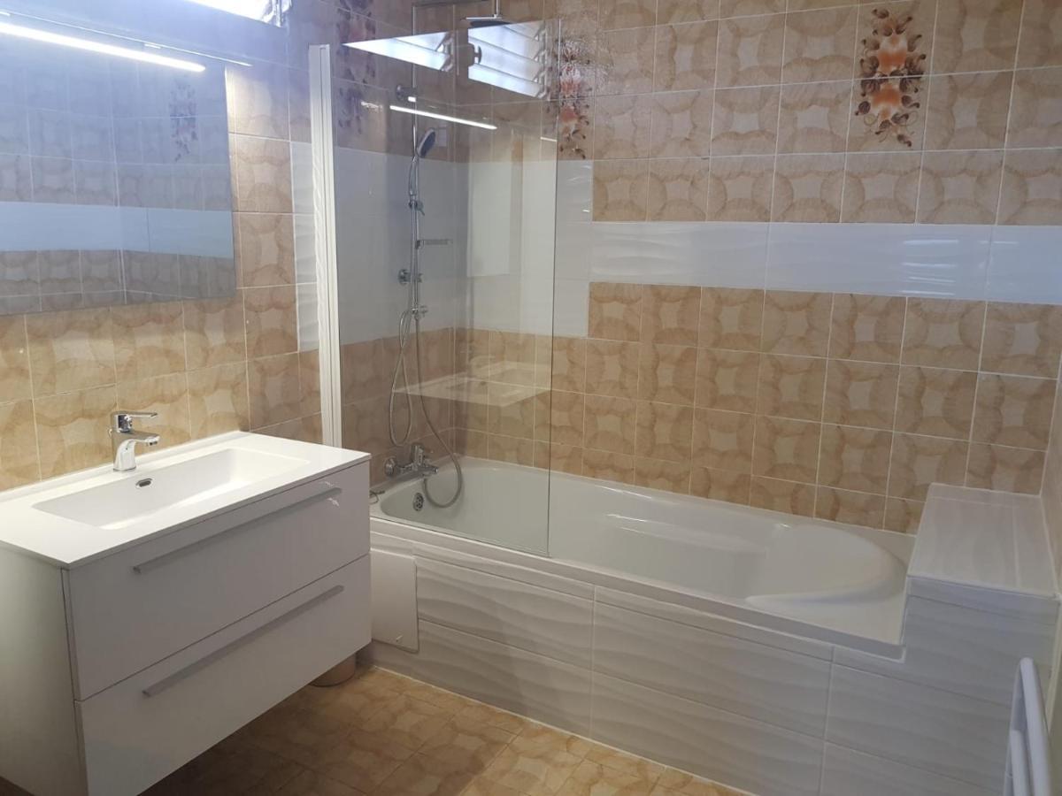 La maison aux Orchidées Petit-Bourg Esterno foto